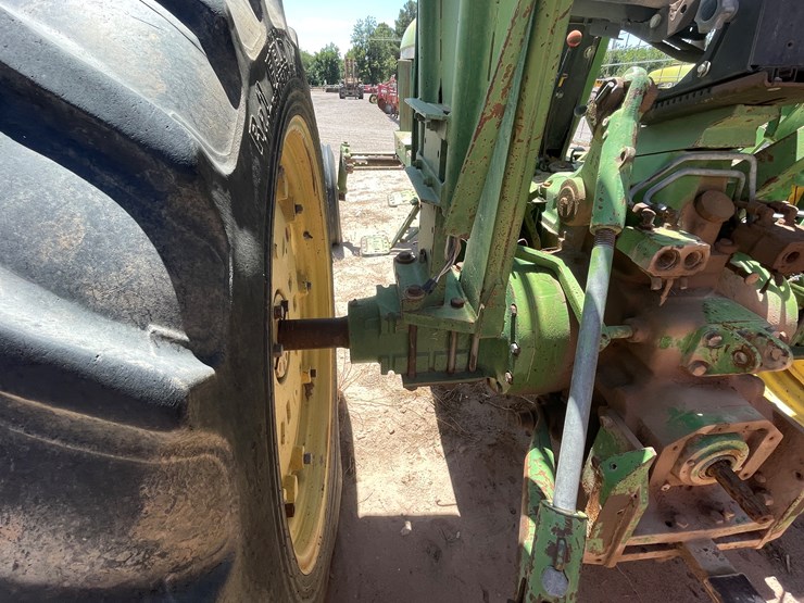john-deere-2940-image-15