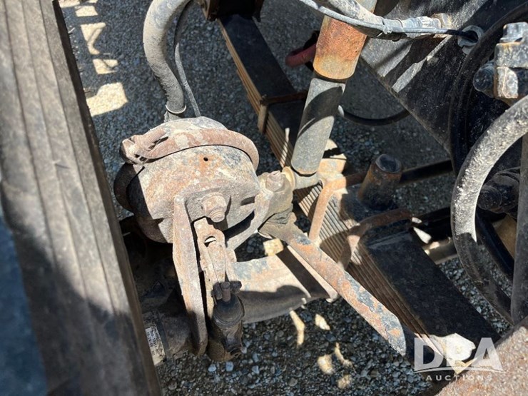 2009-sterling-feed-truck-(jn2573,-unit-2018)-image-98