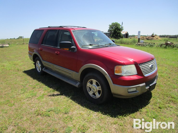 2004-ford-expedition-image-3