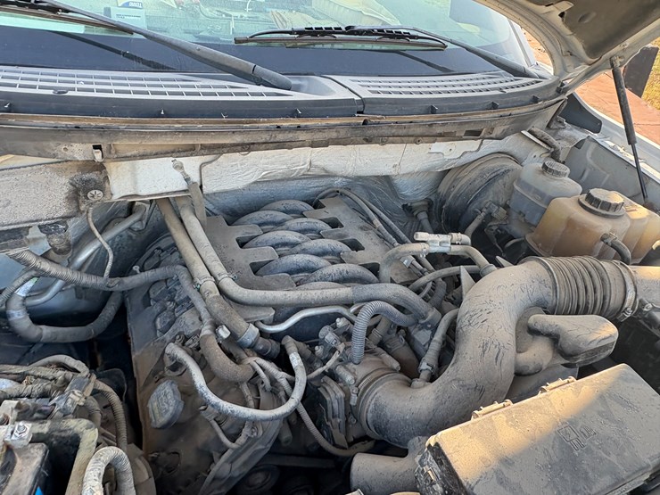 2011-ford-f150-image-15