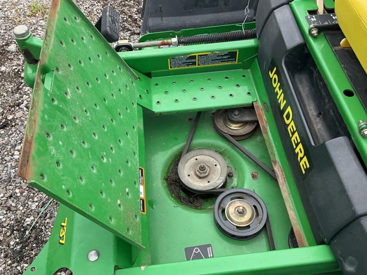 john-deere-737-image-16