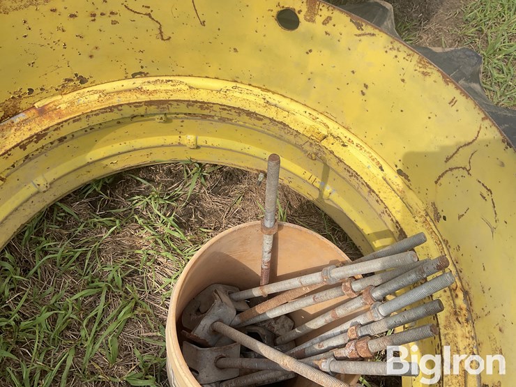 john-deere-16-image-20