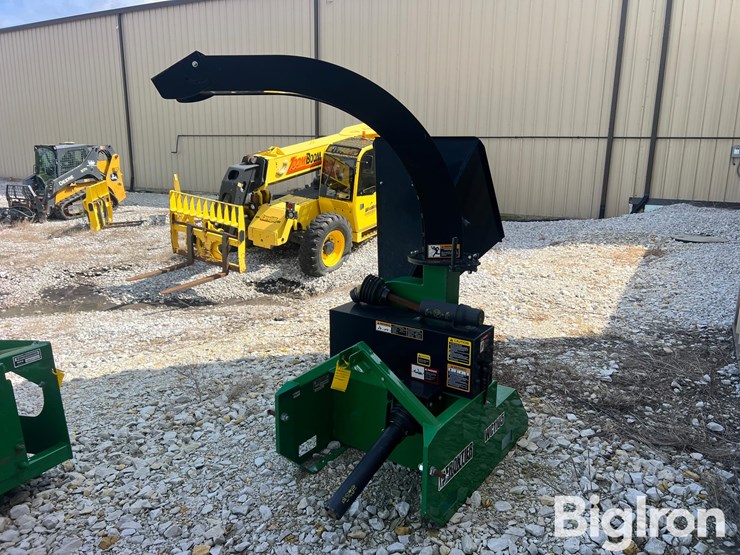 2009-frontier-wc1105-3-pt-wood-chipper-image-3