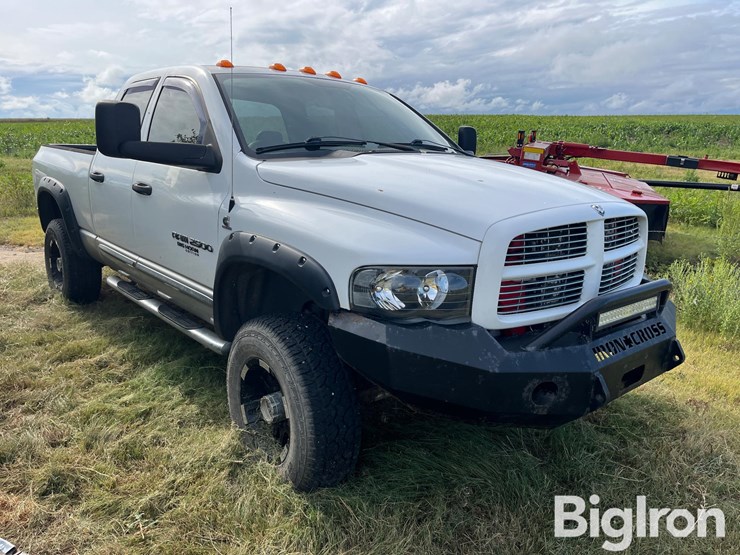 2005-dodge-2500-image-3