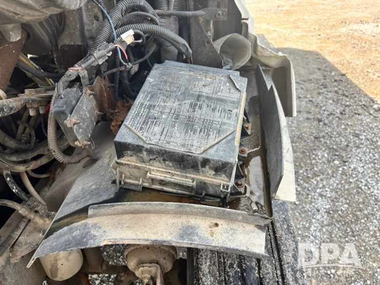2005-sterling-dry-tender-truck-(gp11242,-unit-111565)-image-69