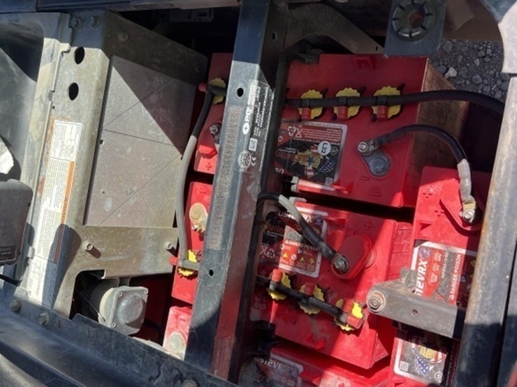 2011-polaris-ranger-400-image-19