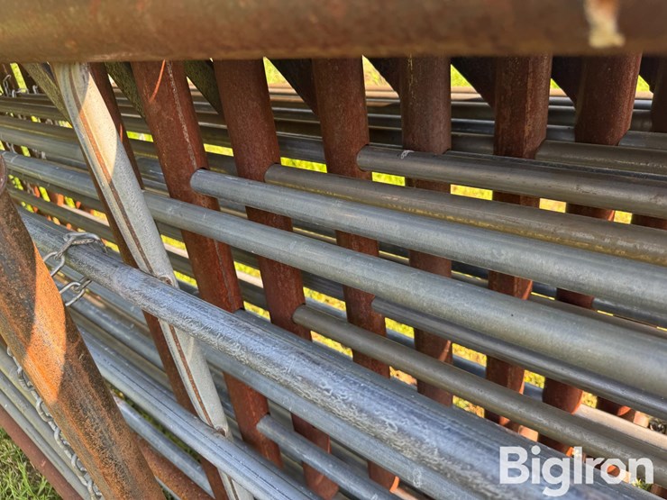 freestanding-panels-w/gate-image-12