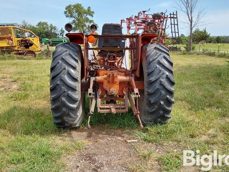 1961-allis-chalmers-d19-image-6