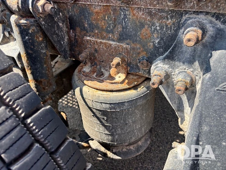 2013-freightliner-truck-(dr11874-unit-771)-image-50