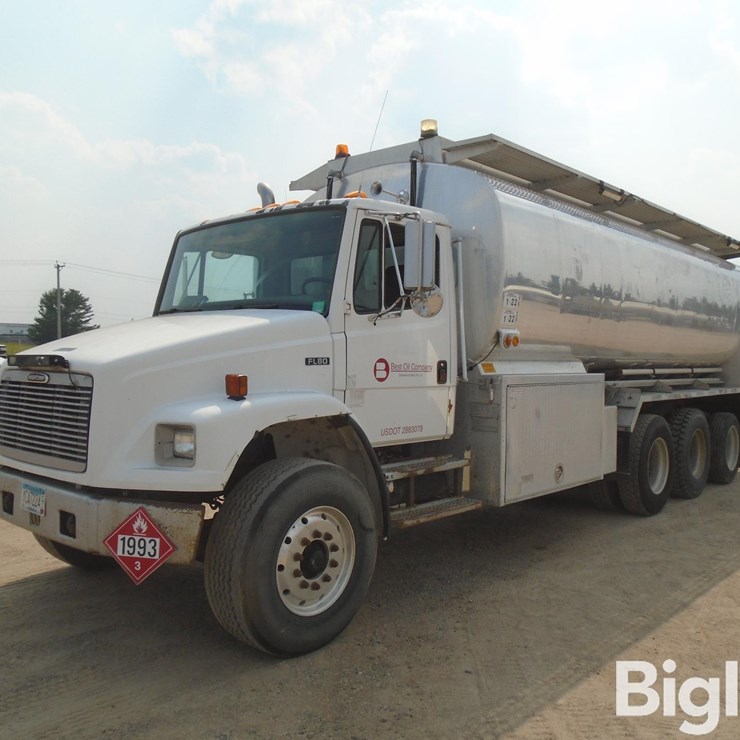 2002 FREIGHTLINER FL80