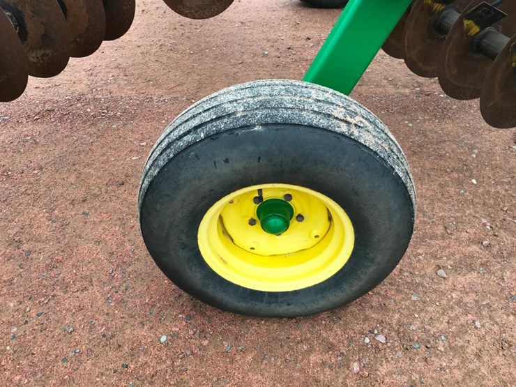 john-deere-110-image-19