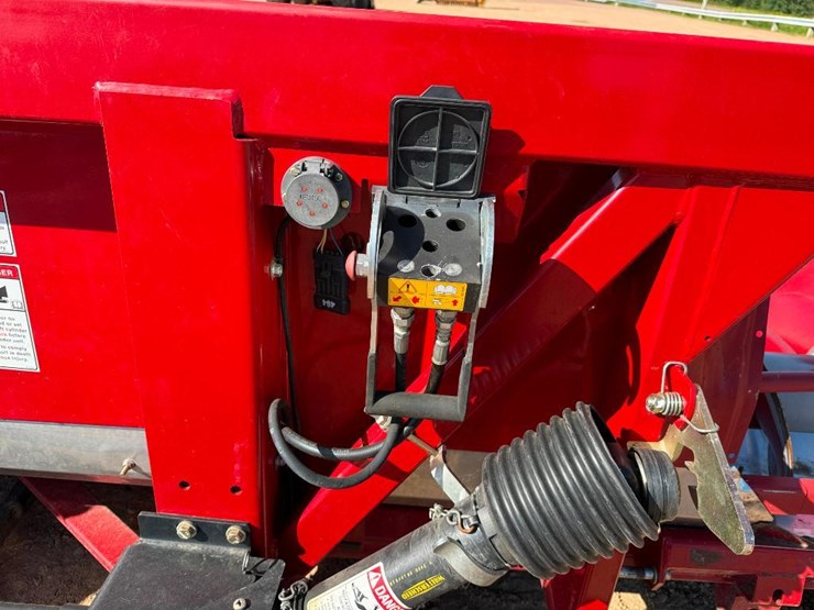 case-ih-3408-image-19