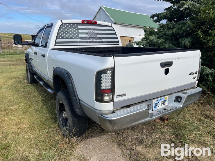 2005-dodge-2500-image-7
