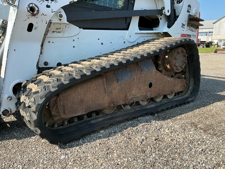 2015-bobcat-t770-image-20