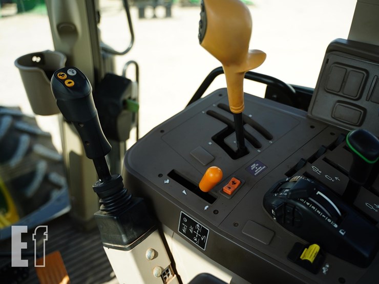2018-john-deere-6120m-image-33