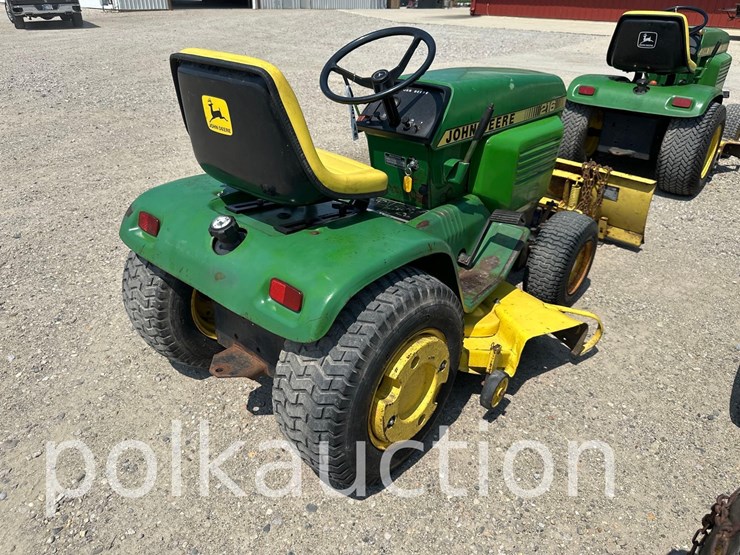 john-deere-216-image-6