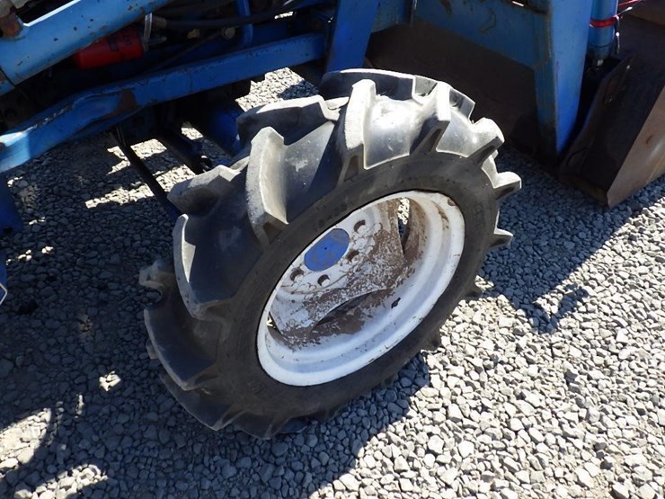 ford-2120-image-40
