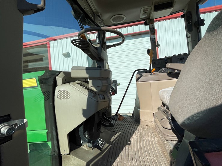 john-deere-6155m-image-36