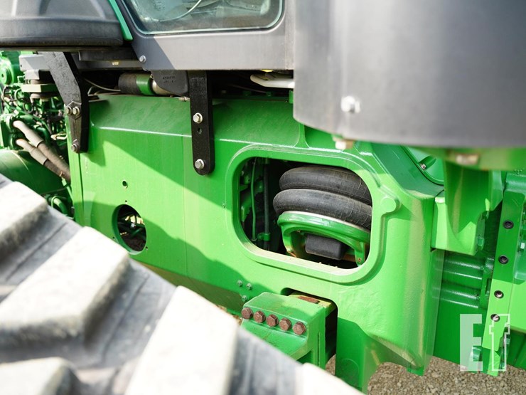 2013-john-deere-8360rt-image-21