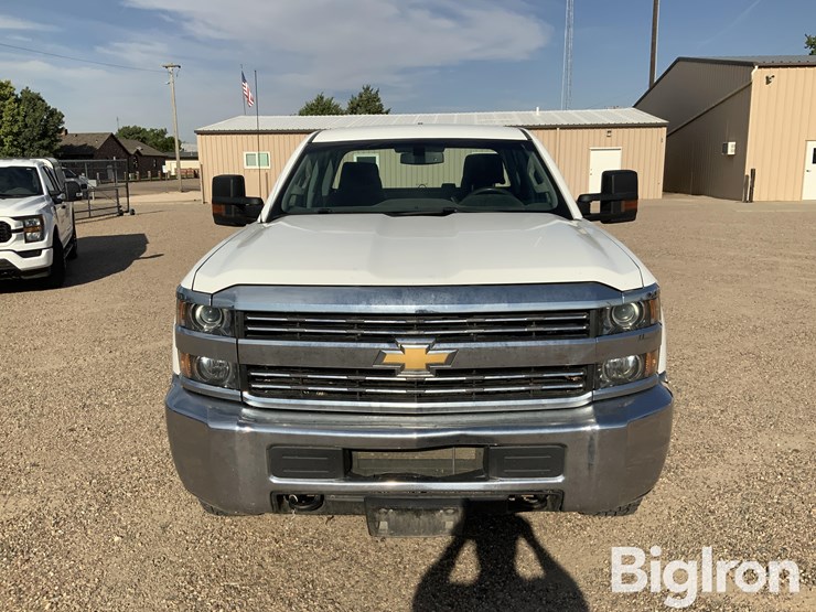 2017-chevrolet-3500hd-image-2