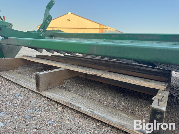 john-deere-102-image-13