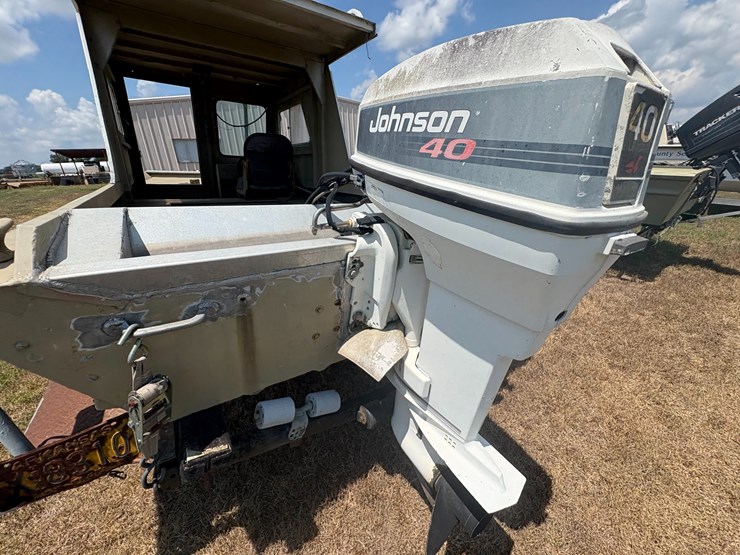 #79-•-#25996-•-search-&-rescue-boat-w/40hp-johnson-outboard-motor-&-trailer-image-26