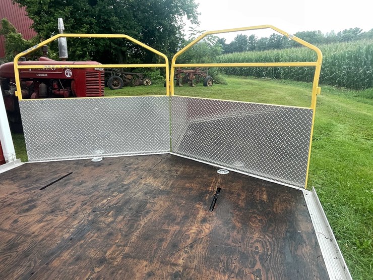 #6693-•-14'-karavan-dual-axle-snowmobile-trailer-image-7