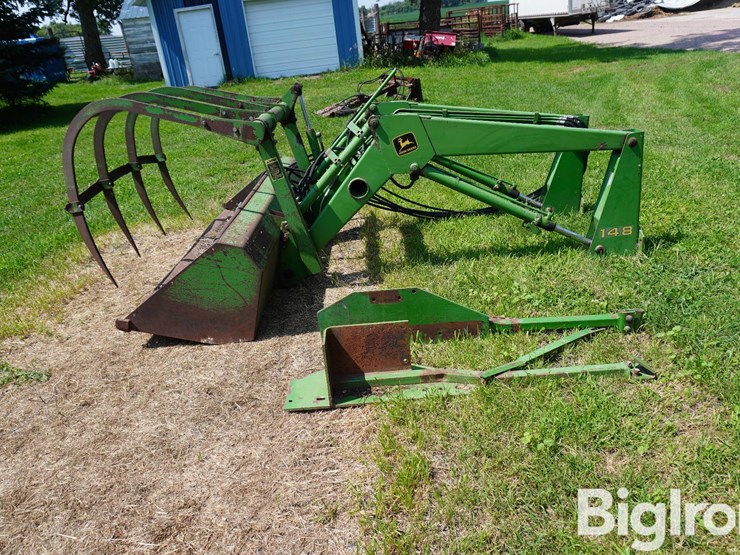 john-deere-148-image-8