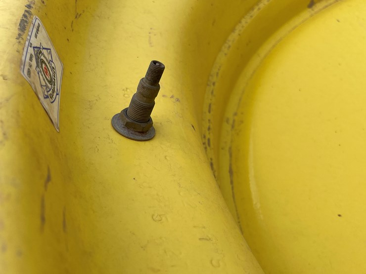 deere-tires-image-4