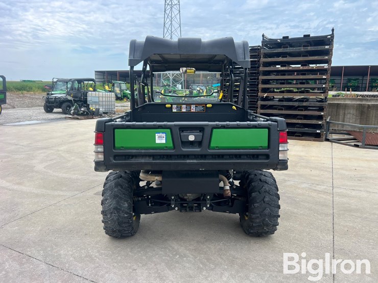 2016-john-deere-gator-image-6