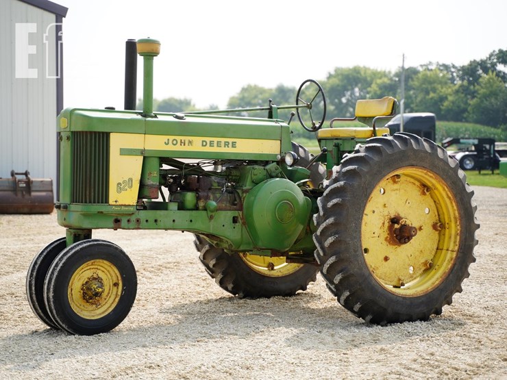 john-deere-620-image-1