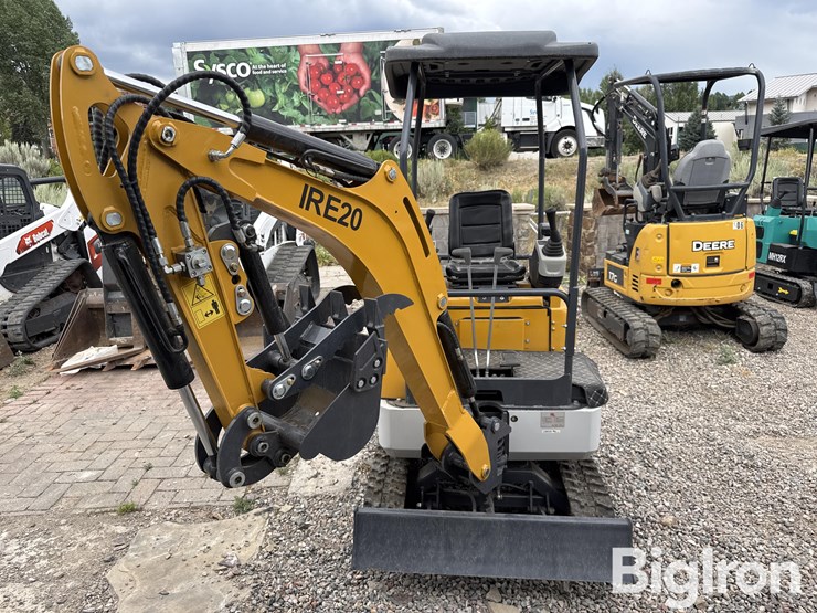 2025-ir-ire20-mini-excavator-image-2