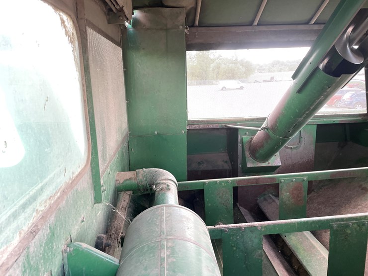 1988-john-deere-6620-image-27