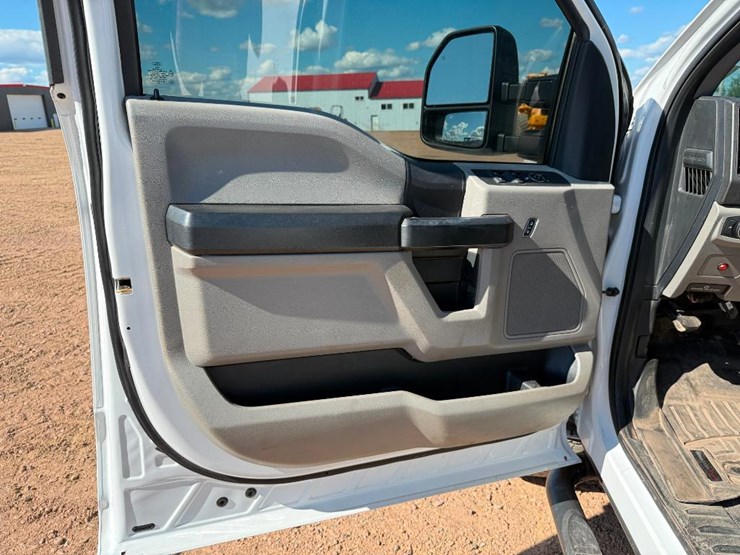 2017-ford-f250-xl-image-50