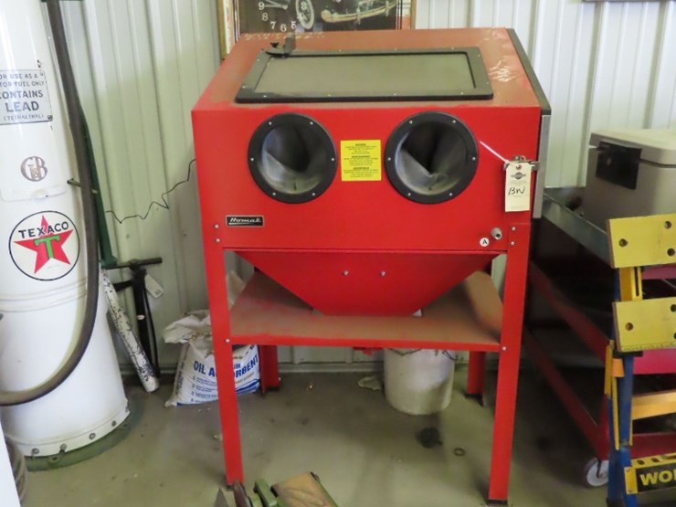 homak-bead-blaster-cabinet-image-1