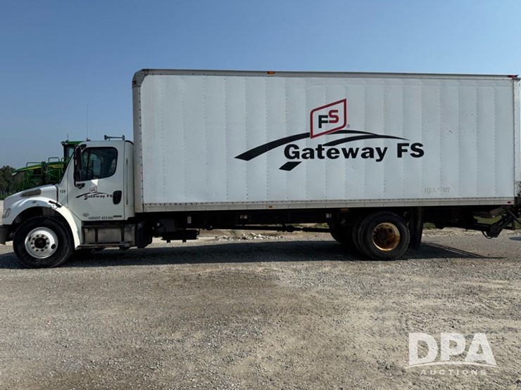 2012-freightliner-business-class-m2-van-truck-(pz13752,-unit-129)-image-1