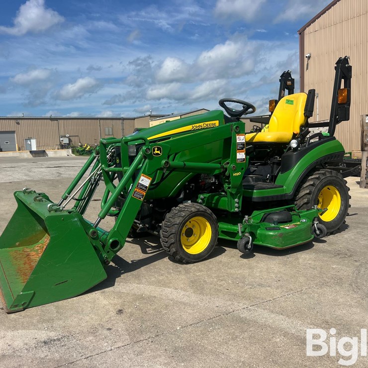 2014 JOHN DEERE 1025R