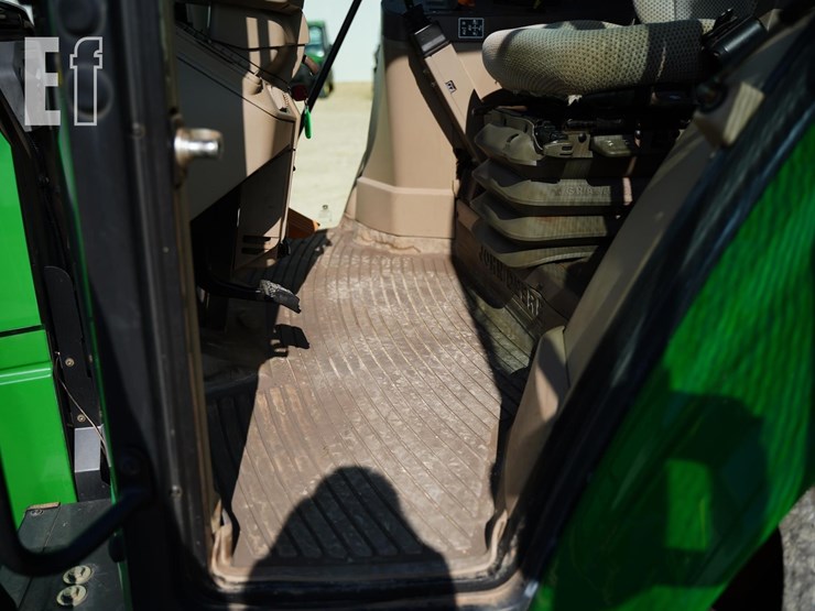 2018-john-deere-6120m-image-30