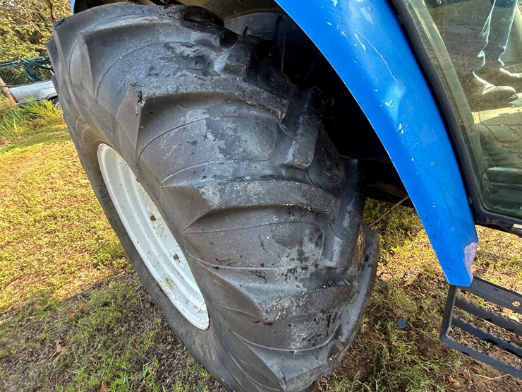 new-holland-tl100a-image-10