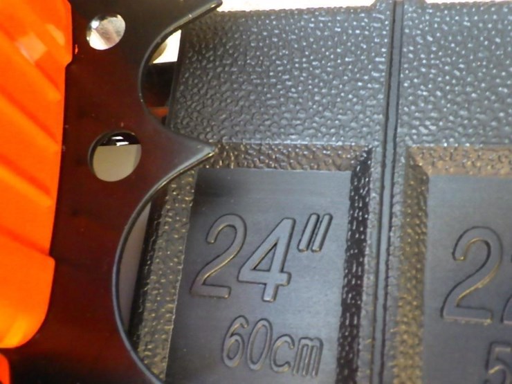 24"-hnsavrqua-chainsaw-372-image-7