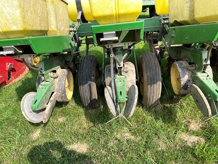 john-deere-7000-image-20