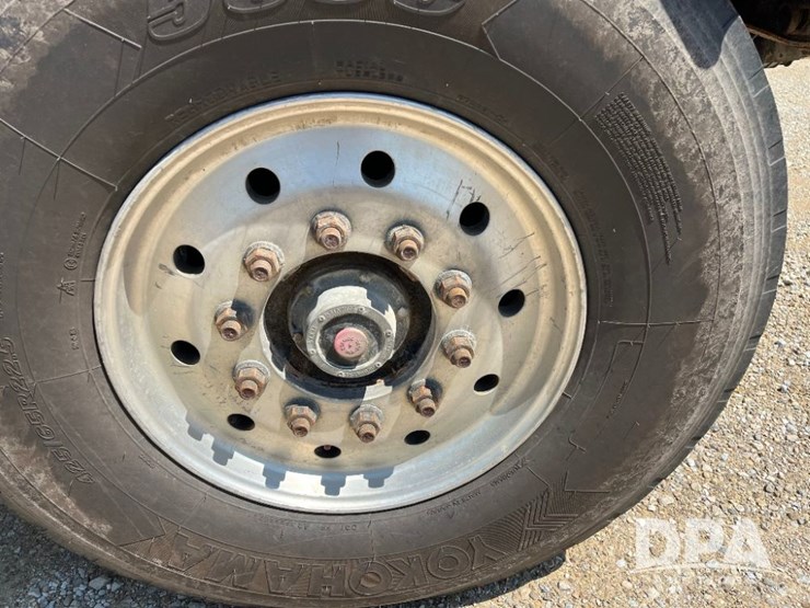 2009-sterling-feed-truck-(jn2573,-unit-2018)-image-34