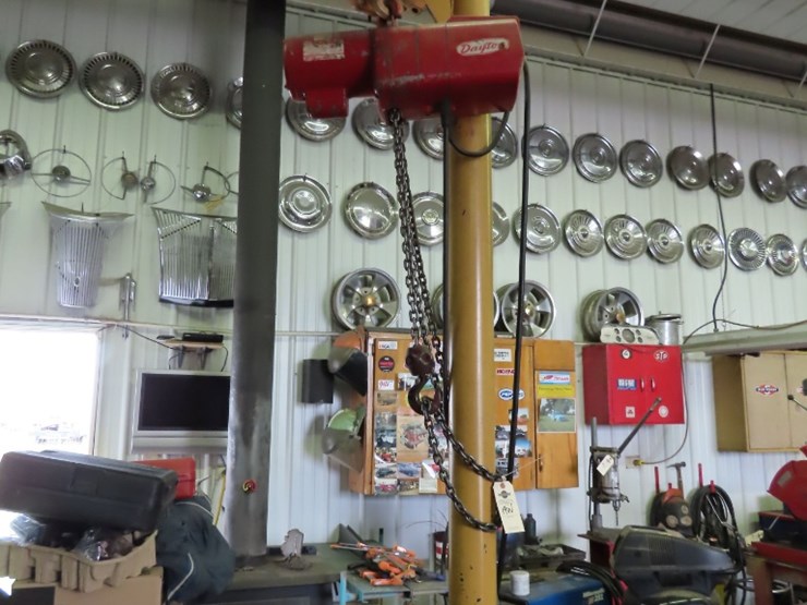 1-ton-electric-remote,-beebe-rolling-chain-hoist-image-4