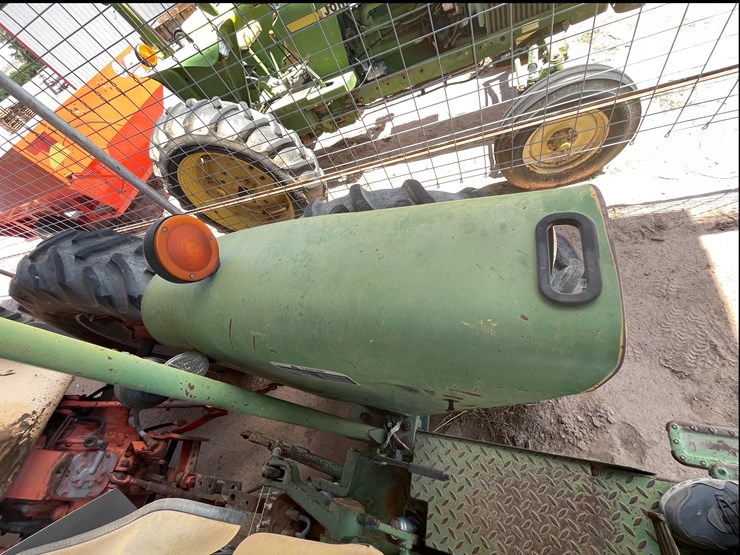 john-deere-2940-image-33