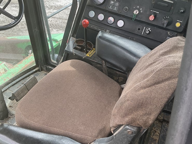 2016-john-deere-6620-titan-ii-image-10