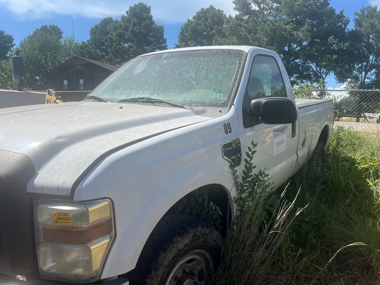 2008-ford-f250-image-9