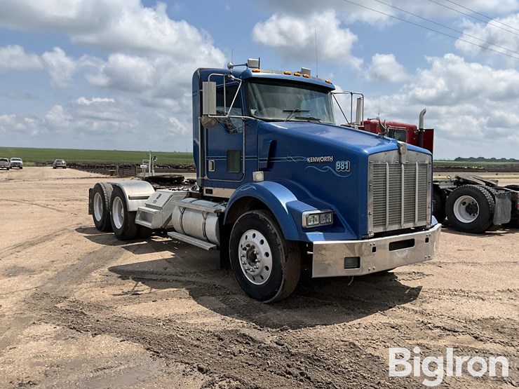 1998-kenworth-t800-image-3