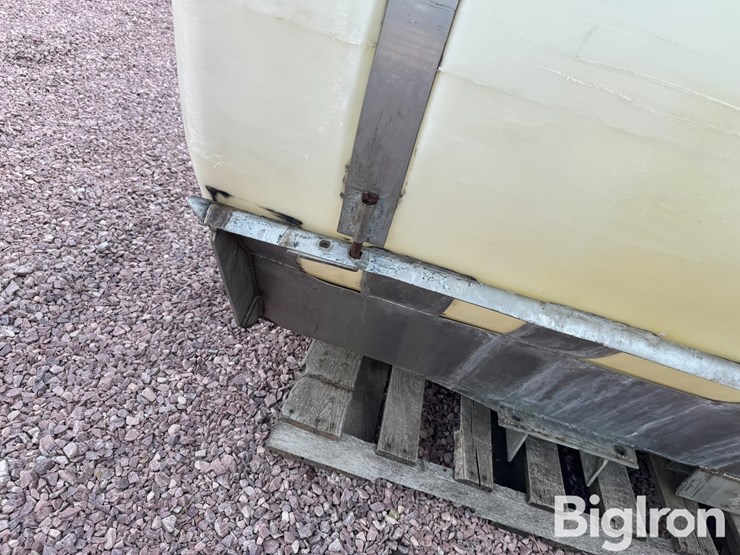 500-gal-saddle-tanks-image-9