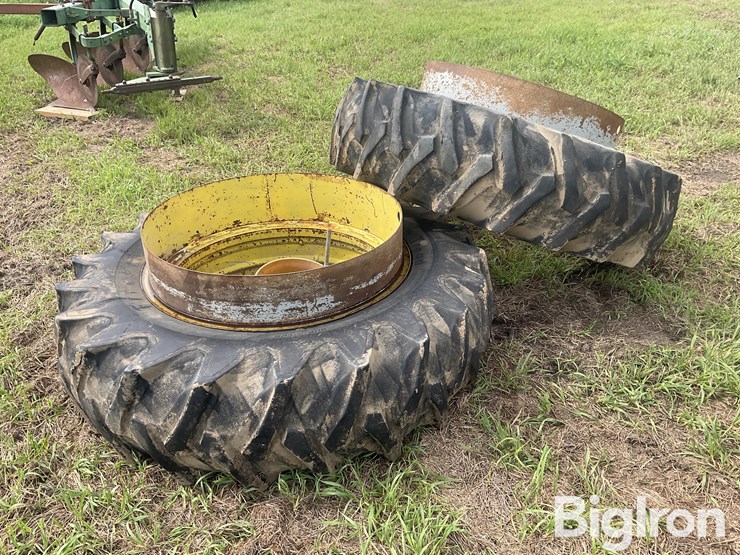 john-deere-16-image-5