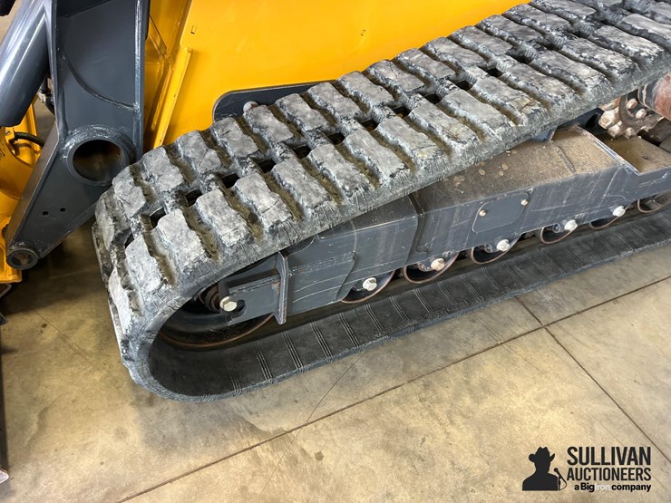 2021-deere-333g-image-19